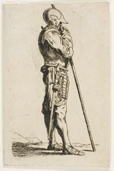 Un soldat debout, de profil