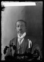 Isaiah Thornton Montgomery, vers 1873-90 (photo)