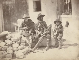 Pifférari Assis, musiciens de rue italiens (dans la cour, 21 Quai de Bourbon)