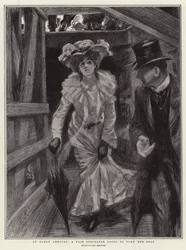 Une arrivée précoce, une spectatrice de la foire allant prendre sa place