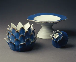 Soupière en forme de légume, couvercle et tazza, période Jiaqing (1796-1820) vers 1800