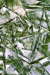 Glace verte fissurée
