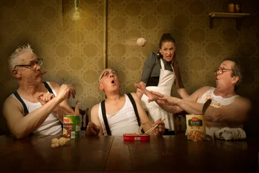 Le chaos du dîner en famille