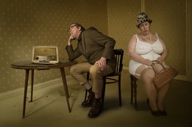 Un couple excentrique et la radio