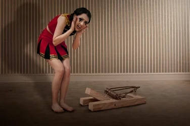 Le piège de la pom-pom girl effrayée