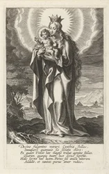 Marie couronnée avec l
