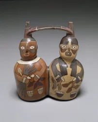 Vase à double bec et anse en forme de sangle : Deux figures, Nazca moyen, AD 100-150