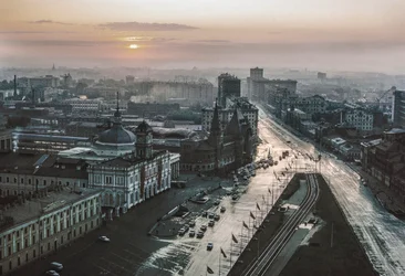 URSS Moscou Place du Komsomol, gares de Leningrad et de Yaroslavl