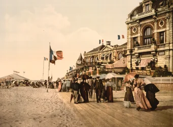 Promenade et grand Salon, Trouville-sur-Mer, France, c.1905