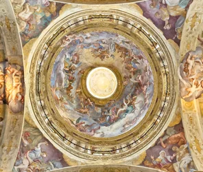 La coupole avec la représentation du Couronnement de la Vierge, détail, vingt dernières années du XVIIe siècle