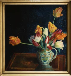 Tulipes dans un pichet de Staffordshire