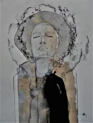 Femme contemplative au chapeau