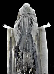 Silhouette éthérée à capuche