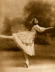 Madame Karsavina, vers 1913