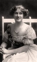 Nina Sevening, actrice britannique, début du 20ème siècle