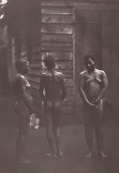 Trois Femmes Malgaches (Plate 30),1863 (photo)