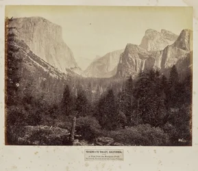 Vallée de Yo-Sem-i-te, Californie. Vue de la piste Mariposa. Tis-sa-ack, Tu-toch-ah-nu-lah, Loya, Pohono