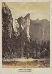Vallée de Yo-Sem-i-te, Californie. La vallée depuis Pohono Meadows