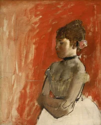 Danseuse de ballet avec les bras croisés
