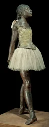 14 ans ou grande danseuse habillée