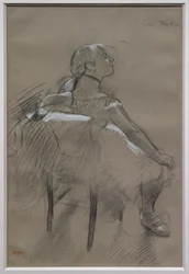 Danseuse assise (Nelly Frankly). Vers 1880. Fusain rehaussé de craie blanche sur papier. Collection spéciale.