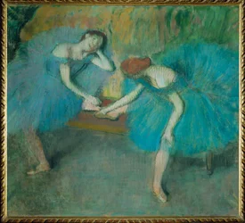 Deux danseuses au repos, ou Deux danseuses en bleu (pastel)