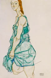 Femme debout