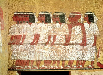 Cortège tirant le catafalque du roi, de la tombe de Toutankhamon (c.1370-52 av. J.-C.) Nouveau Royaume