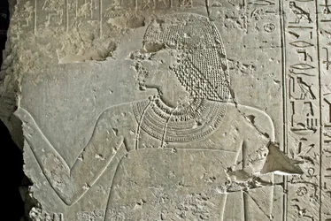 Antiquité égyptienne : représentation du vizir Ramose. Bas-relief de sa tombe (18ème dynastie). Louxor, Thèbes, Tombe des Nobles, Égypte
