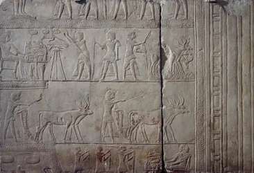 Pharaon Horemheb, représenté en train de travailler dans les champs d