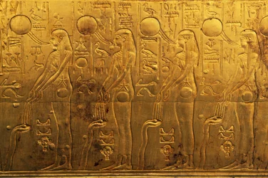 Relief sur le panneau extérieur droit de la deuxième chapelle funéraire, Trésor de Toutankhamon, Égypte, civilisation égyptienne, Nouvel Empire, XVIIIe dynastie