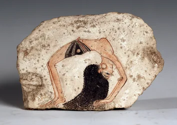 Une femme acrobate danseuse, Ostrakon. Calcaire, vers 1295-1186 av. J.-C.