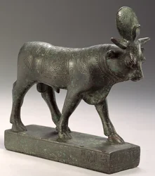 Taureau Apis, Basse Époque