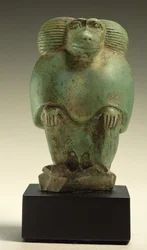 Babouin assis, Basse Époque (faïence)