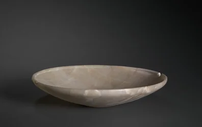 Plat peu profond de Saqqarah, Ancien Empire, vers 2726-2647 av. J.-C.