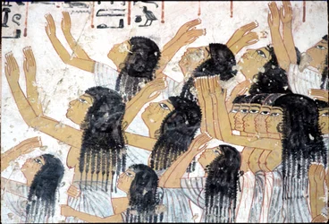 Égypte ancienne, Peinture murale, Femmes en deuil dans une procession funéraire, Tombe de Ramose, Thèbes