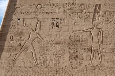 Scène du massacre des ennemis, temple d