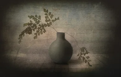Nature morte à la fougère, une œuvre paisible