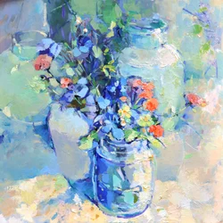 Vases colorés avec des fleurs