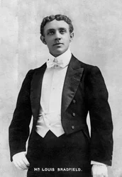 Louis Bradfield, 1903