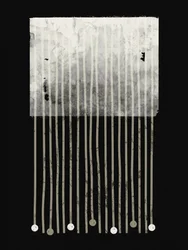 Lignes monochromes minimalistes