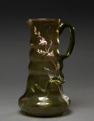 Aiguière, vers 1890