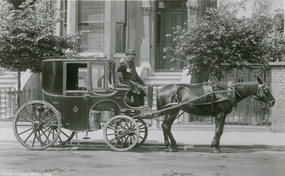 Un cab à quatre roues