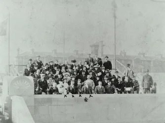 Blackwall Tunnel : foule rassemblée lors de la cérémonie d