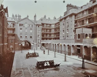 Bourne Estate : Laney Buildings, Londres