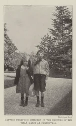 Les enfants du capitaine Dreyfus dans les jardins de la Villa Marie à Carpentras