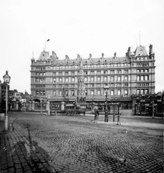Hôtel de la gare de Charing Cross, vers 1890