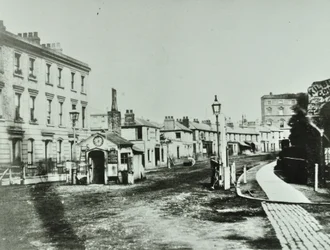 Kilburn Toll Gate à l
