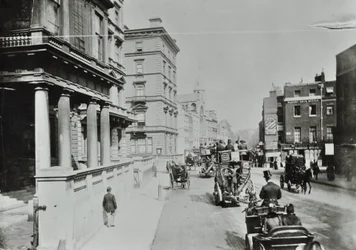 Knightsbridge, Westminster LB : vue vers l