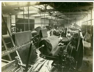 Salle de feutrage à aiguilles, Long Meadow mill, 1923